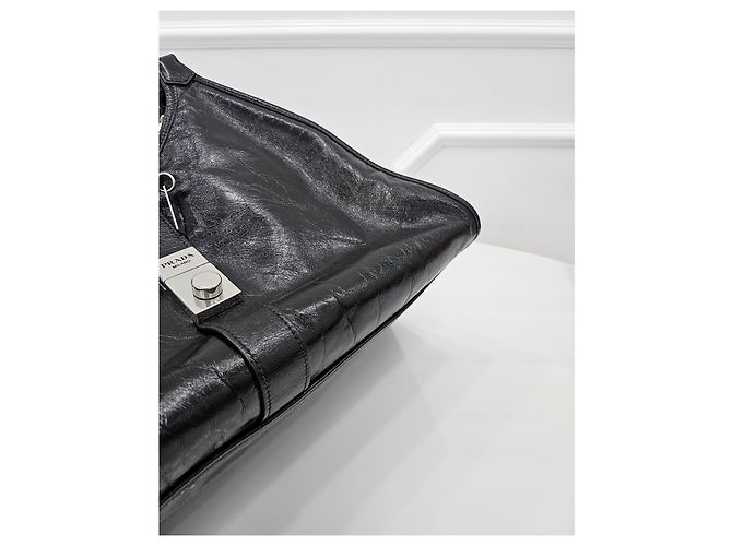 Prada Borsa Hobo in pelle Soft Luxe - vista 4