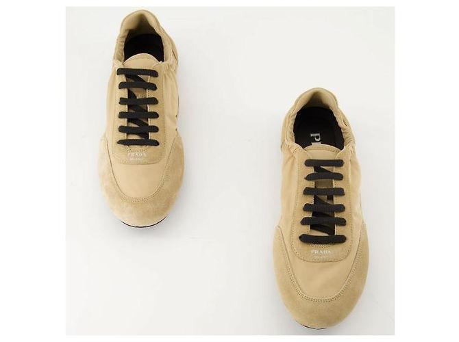 Prada Sneakers pieghevoli in Re-Nylon e camoscio - vista 7