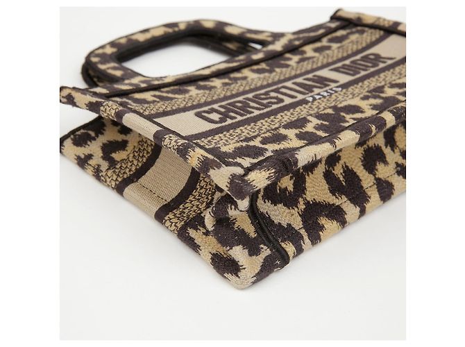 Dior Mini Book Tote Bestickte Leopardentasche - Ansicht 8