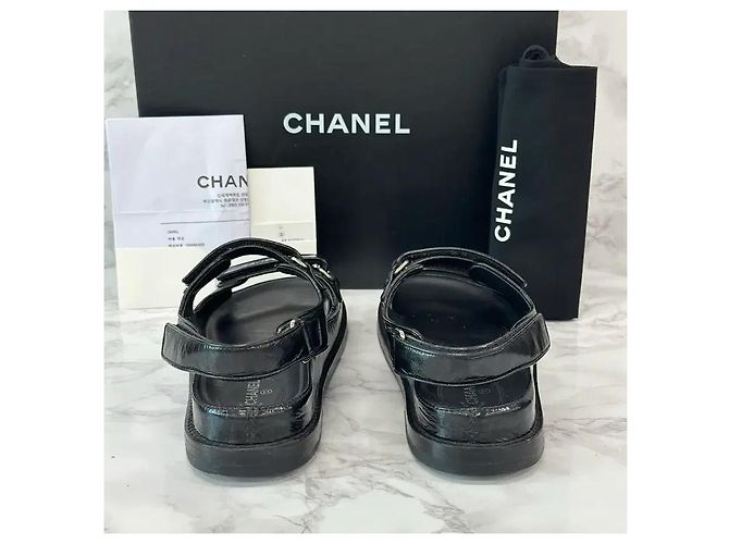 Chanel Sandali in pelle di agnello con logo CC e Velcro - vista 12