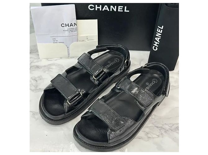 Chanel Sandali in pelle di agnello con logo CC e Velcro - vista 8