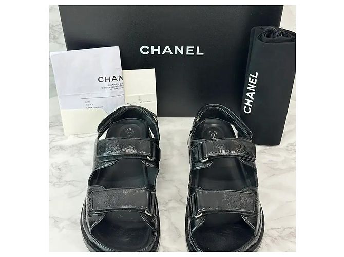 Chanel Sandali in pelle di agnello con logo CC e Velcro - vista 9
