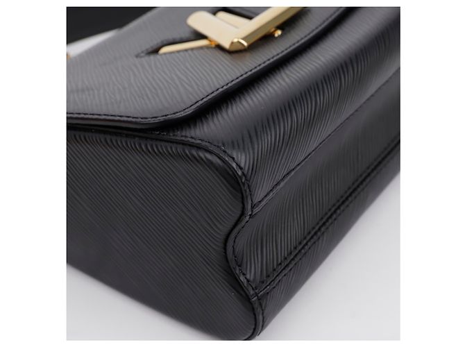 Louis Vuitton Borsa Tote Twist Epi MM Nera - vista 8