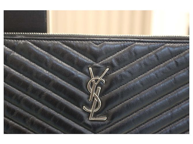 Autre Marque Clutch para Tablet Acolchada Monogram Silver - vista 3