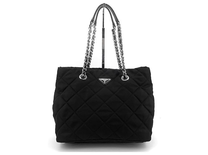 Prada Gesteppte Nylon-Schultertasche mit Kette - Ansicht 3