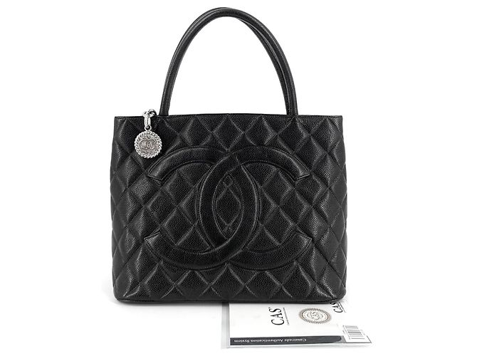 Chanel Borsa Tote Caviar Medallion Coin Bag - vista 8
