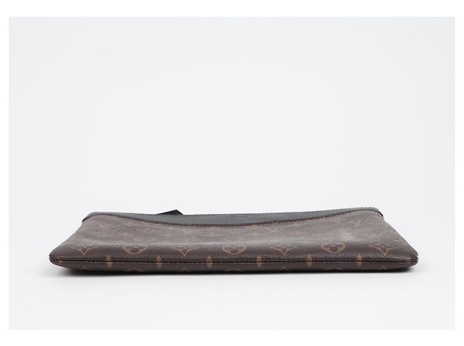 Louis Vuitton Daily Monogram Canvas Pouch Black - Ansicht 6
