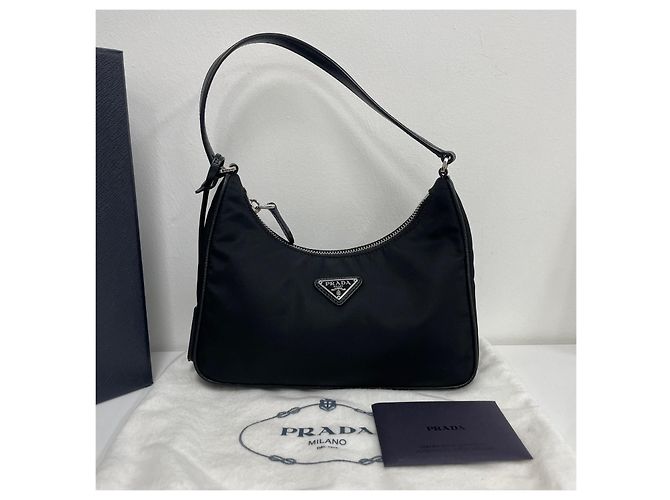 Prada Borsa a tracolla Hobo Re-Edition in nylon - vista 2