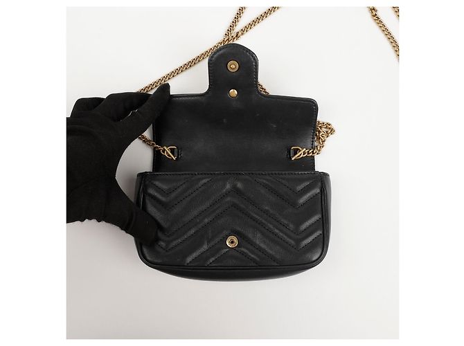 Gucci Borsa a tracolla Supermini GG Marmont Matelassé Black Gold - vista 12