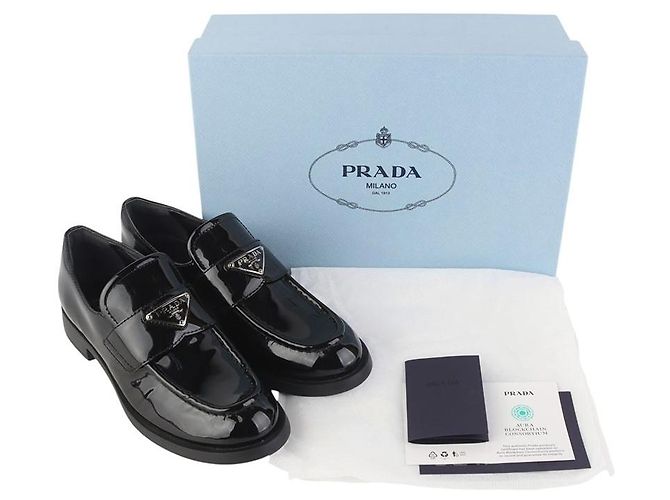 Prada Mocassini in pelle spazzolata con logo triangolare Taglia - vista 8