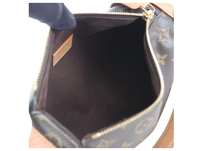 Louis Vuitton Bolsa de Ombro Side Trunk MM Monogram - vista 7