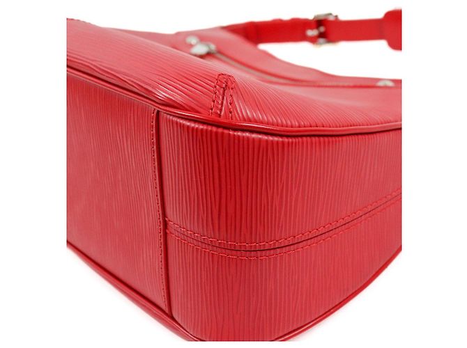 Louis Vuitton Borsa a tracolla Turenne in Epi rossa - vista 5