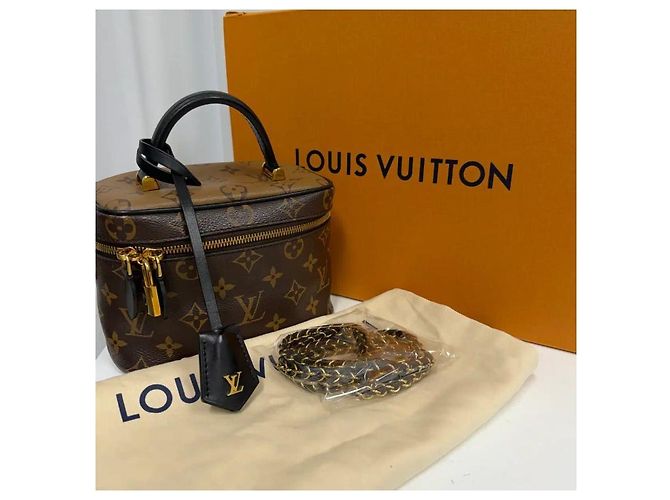 Louis Vuitton Vanity PM Monogram Marrone - vista 6