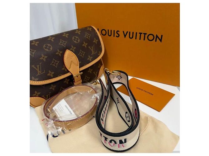 Louis Vuitton Diane Monogram Nero - vista 6