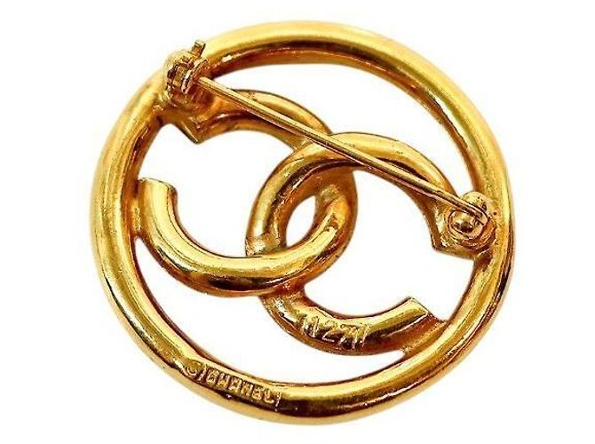 Spilla Chanel CC Oro in Metallo - vista 4