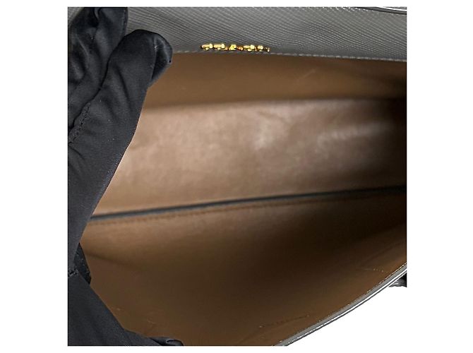 Prada Bolso Tote Doble de Saffiano Bolso de Hombro Medium - vista 14