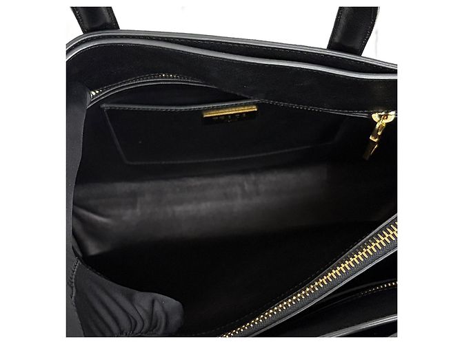 Prada Borsa Tote e Borsa a Tracolla in Saffiano con Logo Triangolare Nero - vista 14