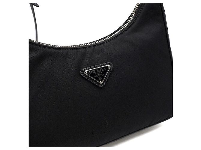 Prada Borsa Hobo Tote Re-Edition in Nylon Tessuto Nero - vista 10