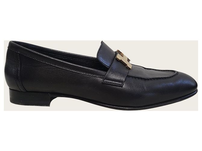 Hermès Mocassins Paris para mulher com logótipo dourado e preto - vista 2