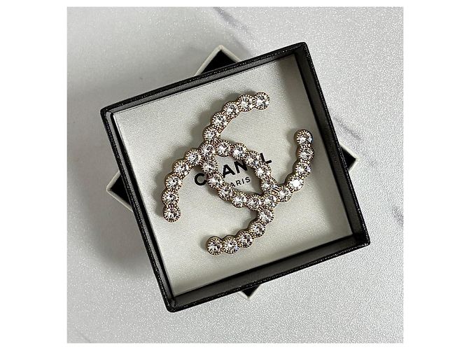 Spilla Chanel CC Big Logo Strass Gold - vista 2