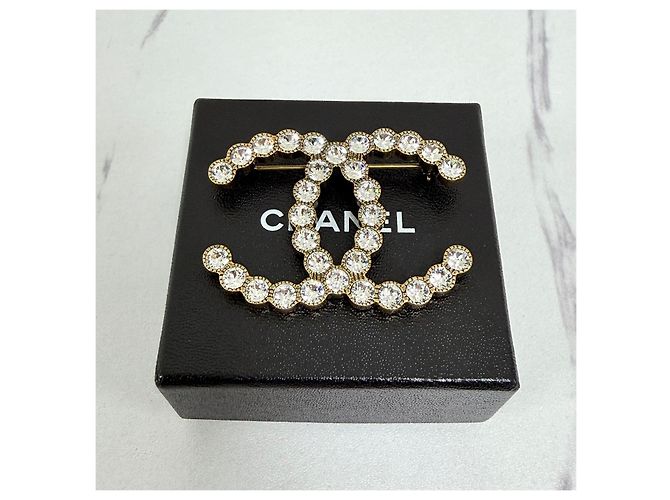 Spilla Chanel CC Big Logo Strass Gold - vista 5