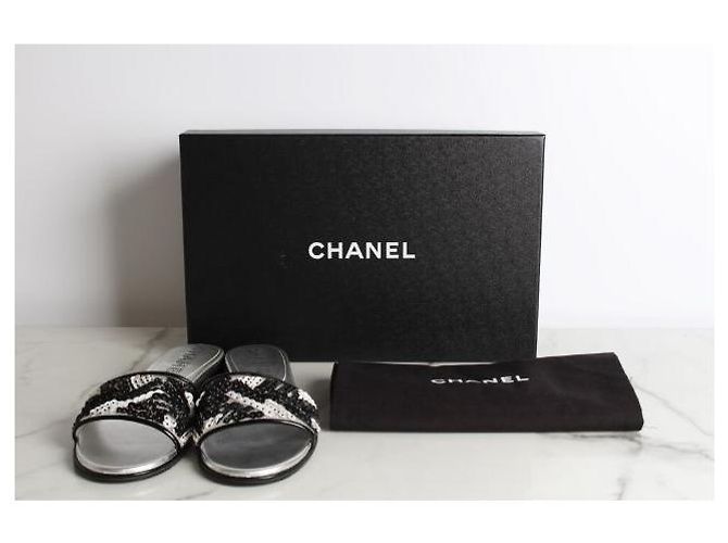 Sandali Chanel Sequin Slippers Bianchi - vista 2