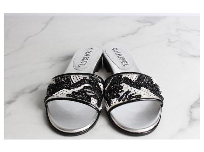 Sandali Chanel Sequin Slippers Bianchi - vista 5