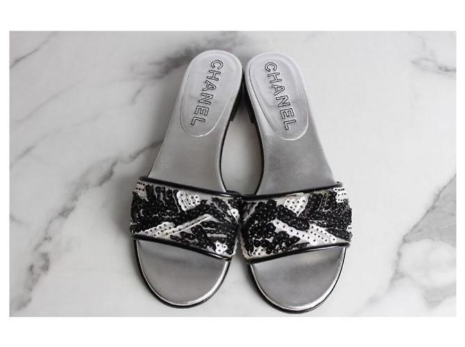 Sandali Chanel Sequin Slippers Bianchi - vista 7