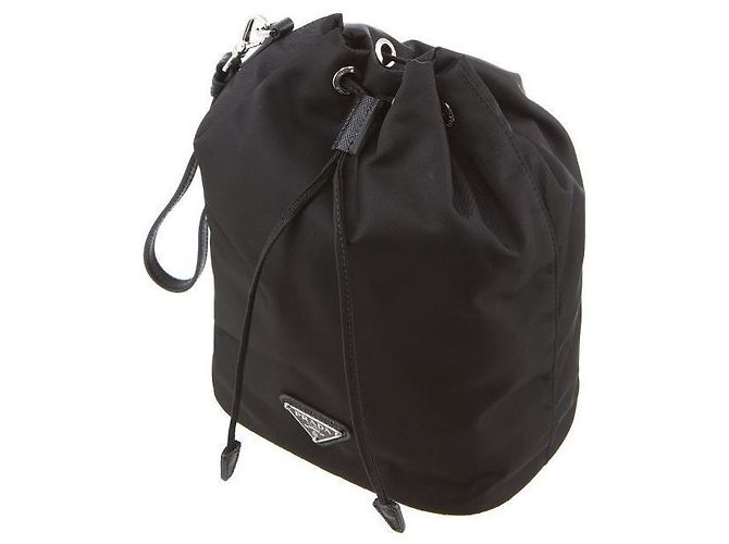 Prada Borsa Secchiello in Re-Nylon con Logo Triangolare - vista 6