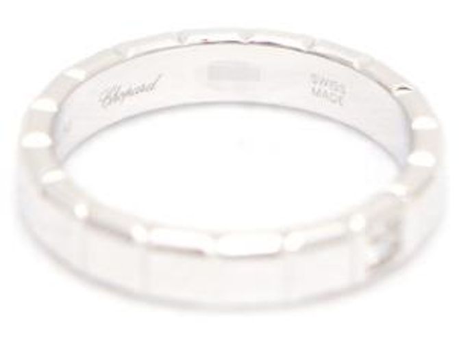 Chopard Anello Medium Ice Cube in Oro Bianco e Diamanti Carat - vista 12