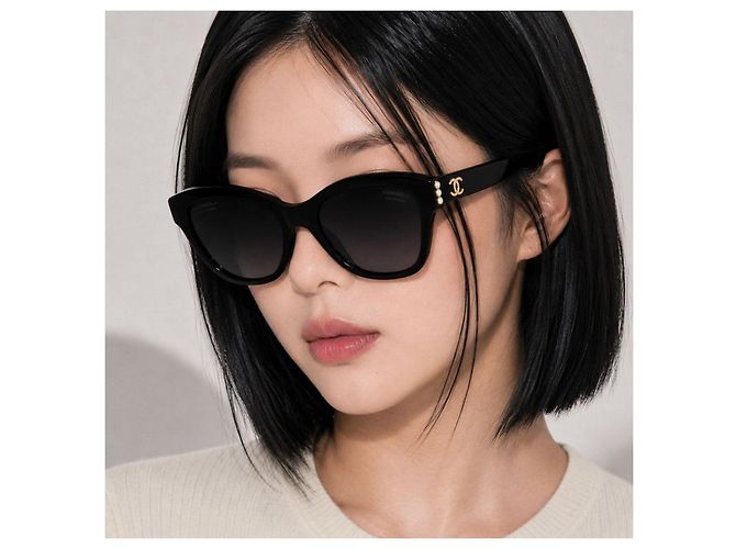 Chanel Gafas de sol polarizadas Triple Pearl Black Logo - vista 9