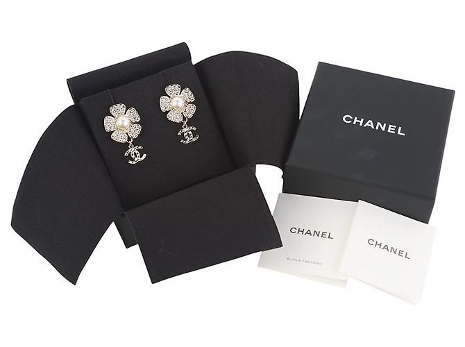 Chanel Pendientes de flor con perlas y strass Gold CC - vista 6