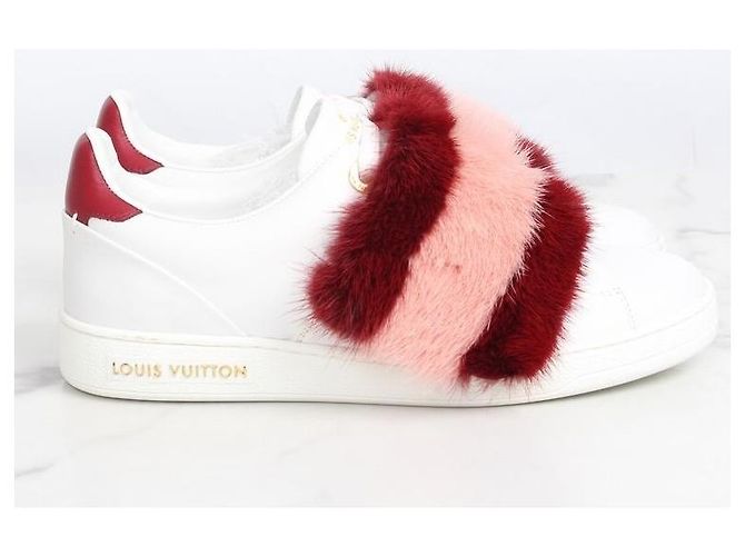 Louis Vuitton Baskets Frontrow en fourrure rouge édition limitée - vue 4
