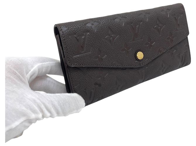 Louis Vuitton Cartera larga Curious Monogram Empreinte - vista 2
