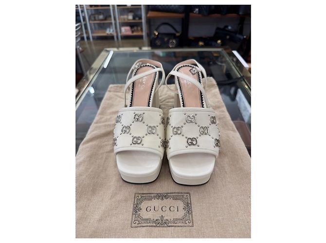 Gucci Interlocking Stud Sandals - view 4