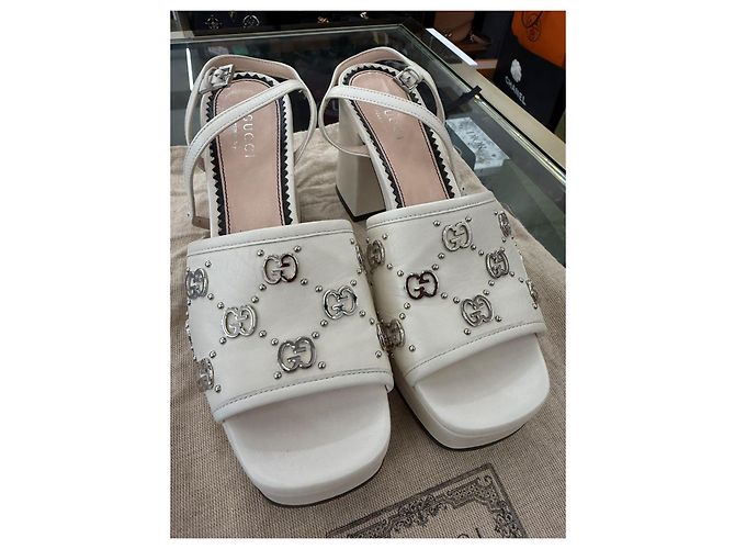 Gucci Interlocking Stud Sandals - view 5
