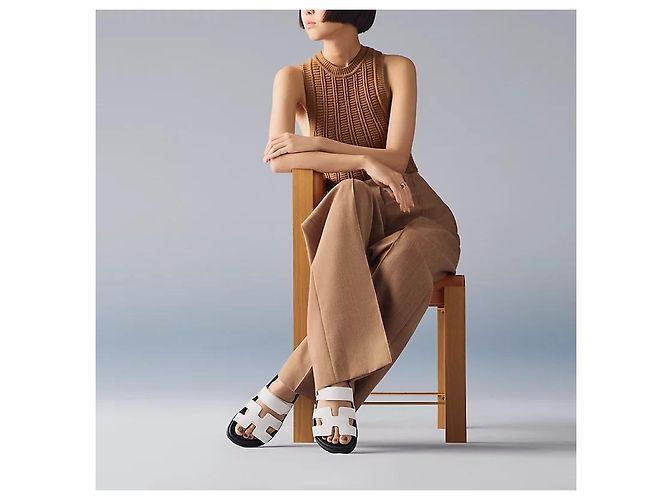 Hermès Sandali Chypre Pantofole da Donna Blanc - vista 3