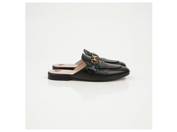 Gucci Mocassini Princetown in pelle nera - vista 3