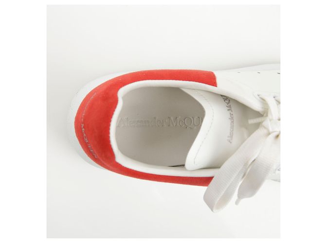 Alexander Mcqueen Sneakers Oversole Red Tab White - vista 16