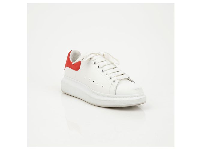 Alexander Mcqueen Sneakers Oversole Red Tab White - vista 2
