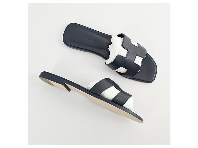 Hermès Sandali in vitello traforati con scatola - vista 10