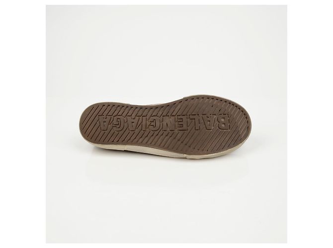 Balenciaga Baskets Paris Low BB Monogram - vue 10