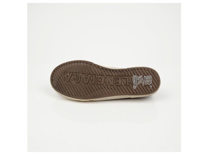 Balenciaga Baskets Paris Low BB Monogram - vue 9