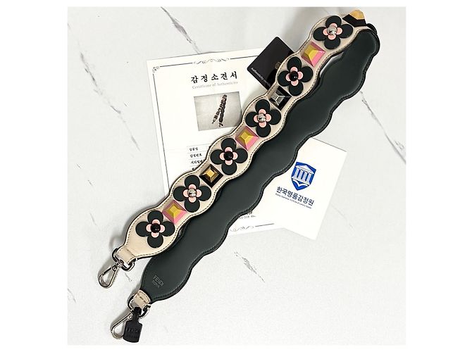 Alça Fendi Flower Stud Strap Castanho Couro - vista 4