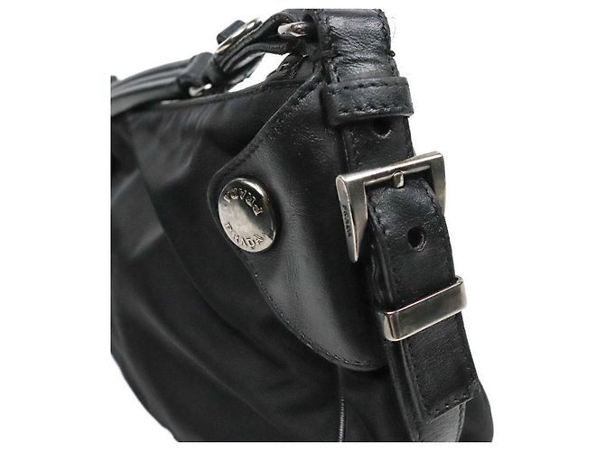 Prada Borsa a tracolla hobo in nylon nero - vista 9