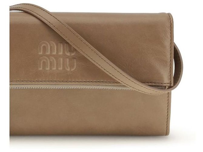 Miu Miu Clutch Bos Taurus em couro de bezerro bege - vista 4