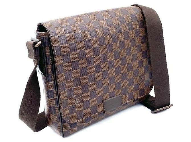Louis Vuitton District PM Crossbody Bag - Ansicht 3