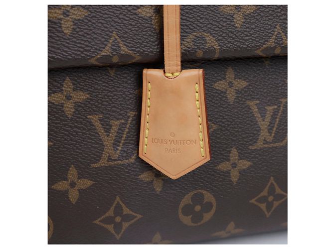 Louis Vuitton Borsa Tote Cluny BB Monogram Canvas - vista 2