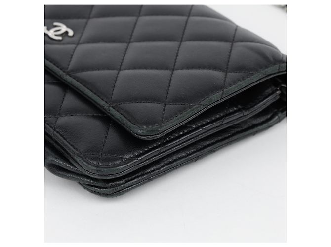 Chanel Borsa a tracolla WOC classica in pelle di agnello nera con hardware argento - vista 8