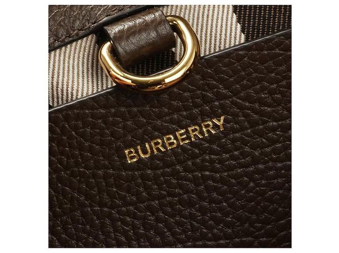 Burberry mala Medium em couro Burman Check - vista 6